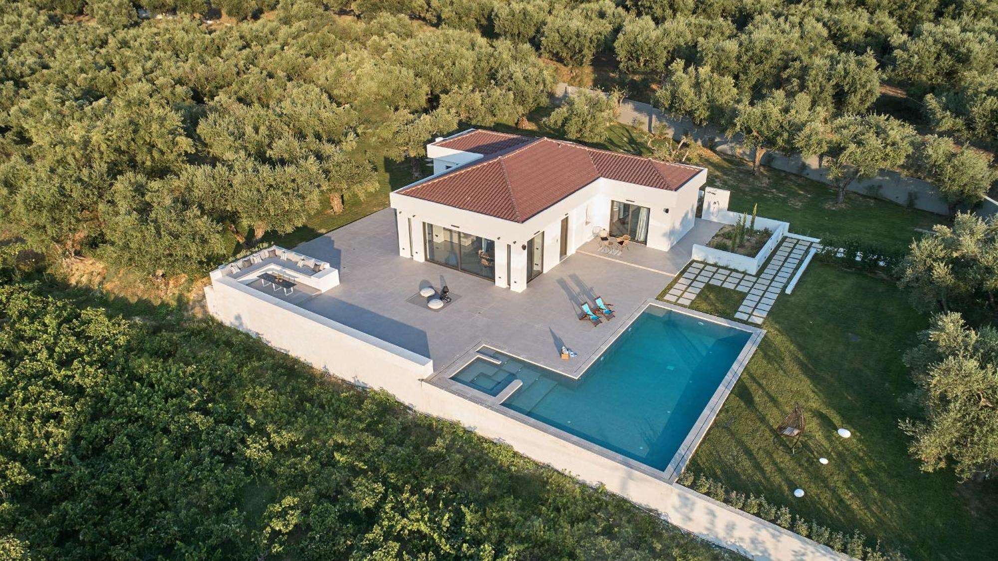Drallos Luxury Villa Alykanas  Ngoại thất bức ảnh