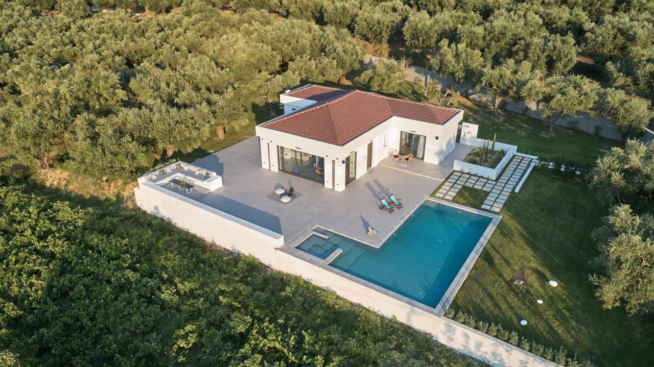 Drallos Luxury Villa Alykanas  Ngoại thất bức ảnh